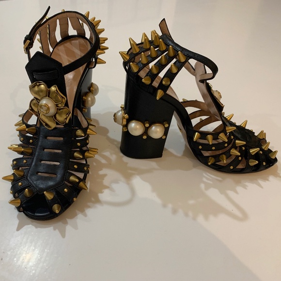 GUCCI   Kendall Spiked Sandals Size: IT 36.5 US 6.5 - Picture 1 of 11